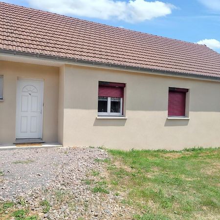 Maison Chaleureuse A Sully Avec Vue Sur La Montagne Bagian luar foto